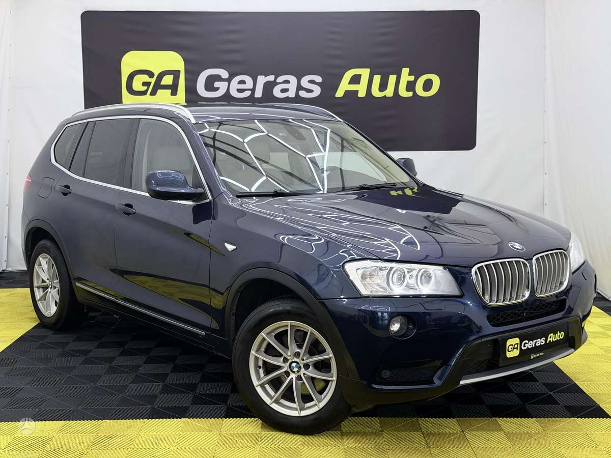BMW X3 2012 — interior