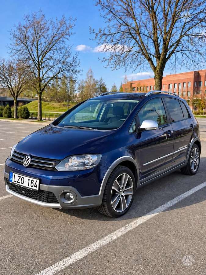 Volkswagen Golf 2011 — vehicle for AFU Ukraine