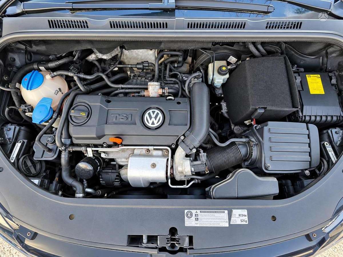 Volkswagen Golf 2011 — photo 10