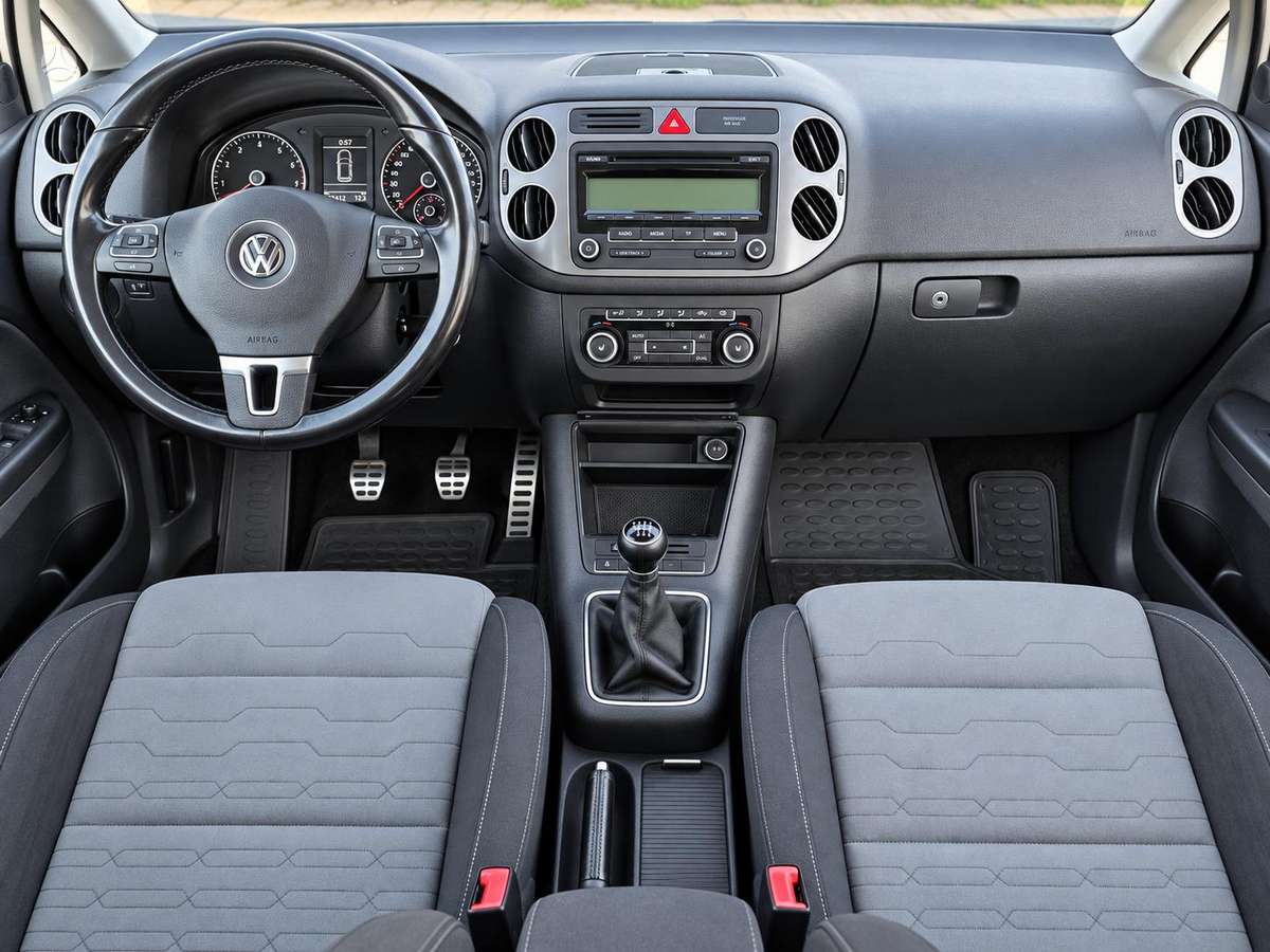 Volkswagen Golf 2011 — photo 6