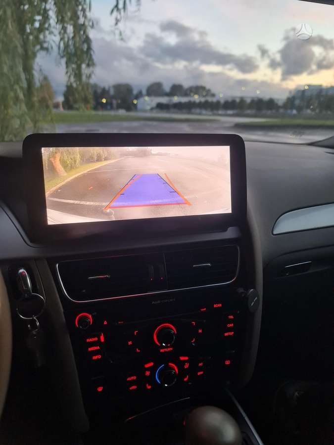 Audi A4 2009 — photo 11