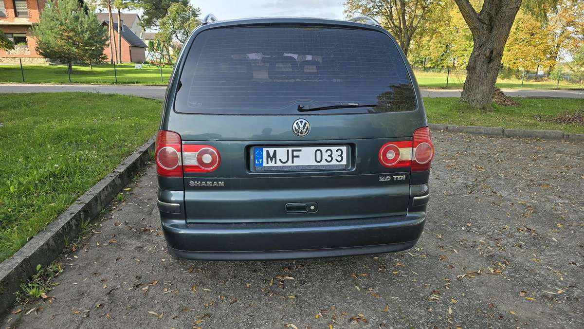 Volkswagen Sharan 2008 — салон