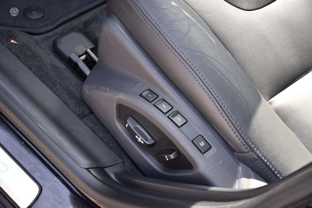 Volvo V60 2014 — photo 17