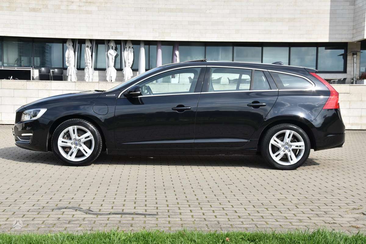 Volvo V60 2014 — photo 7