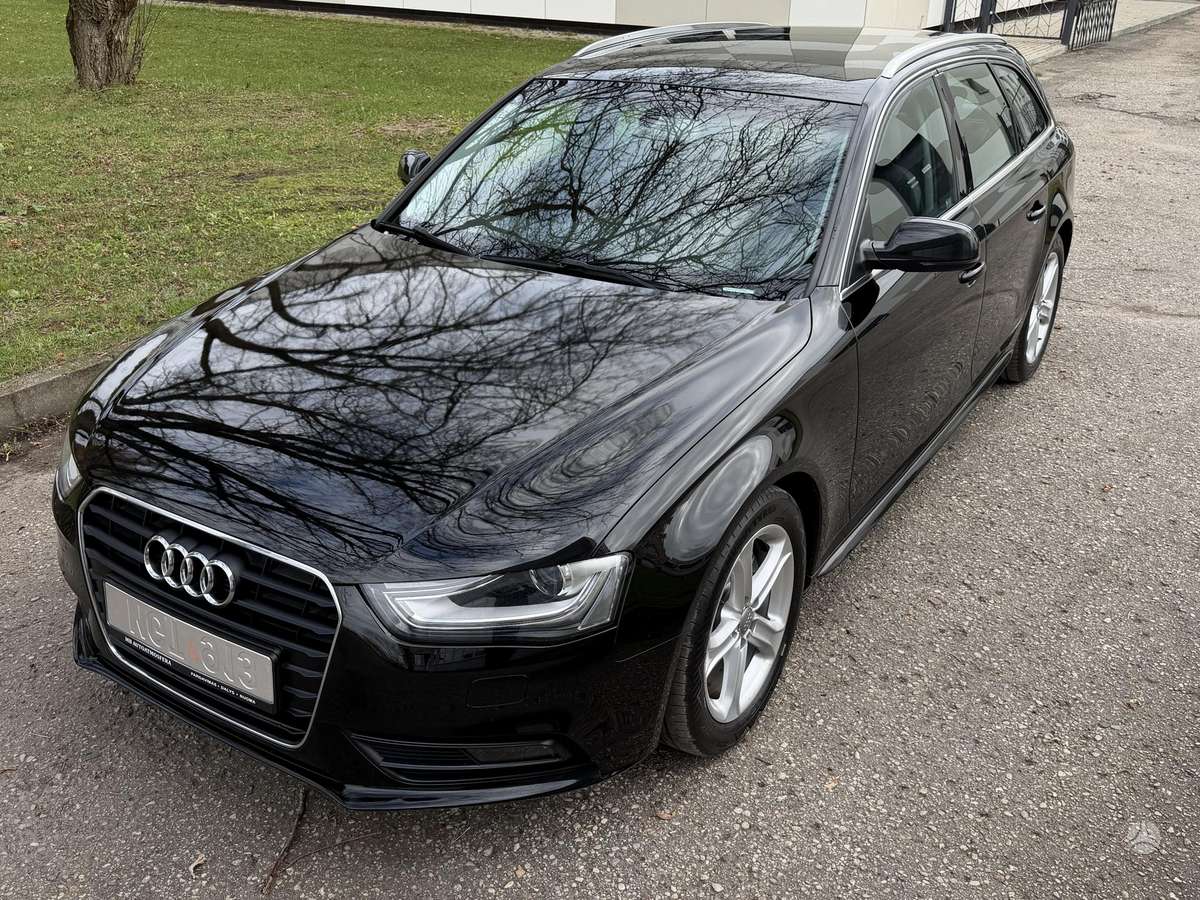 Audi A4 2012 — photo 12