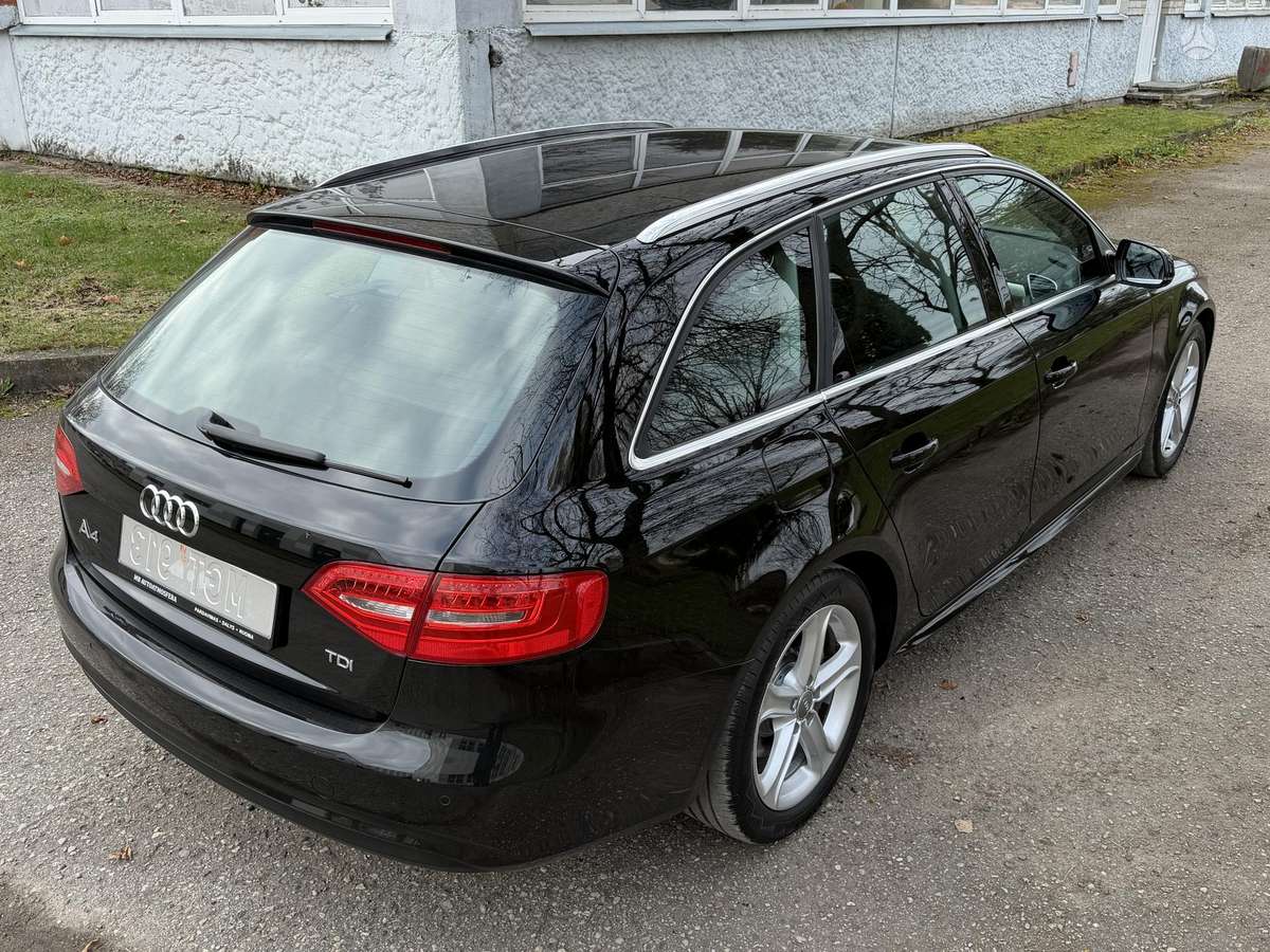 Audi A4 2012 — photo 14