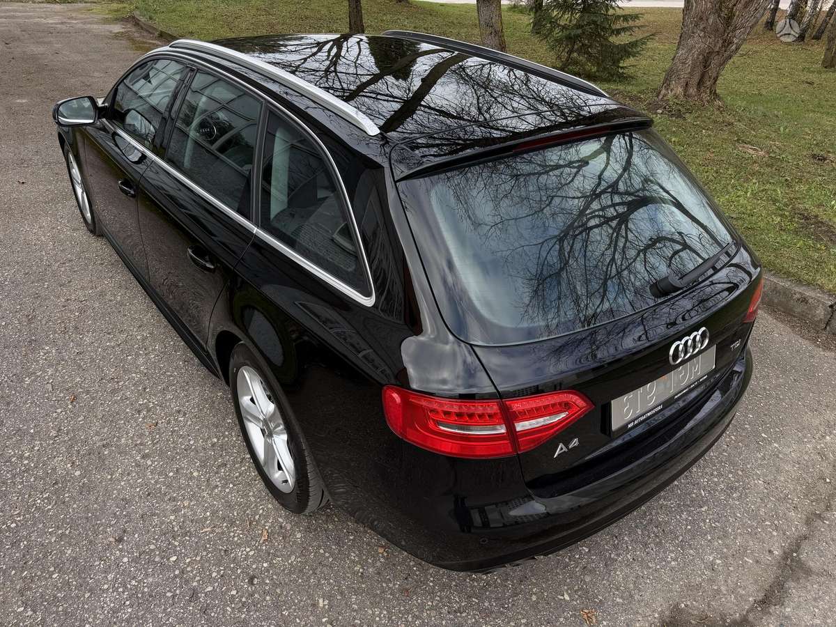 Audi A4 2012 — photo 18