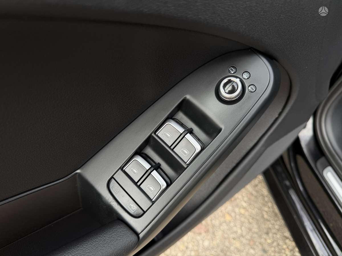 Audi A4 2012 — photo 24