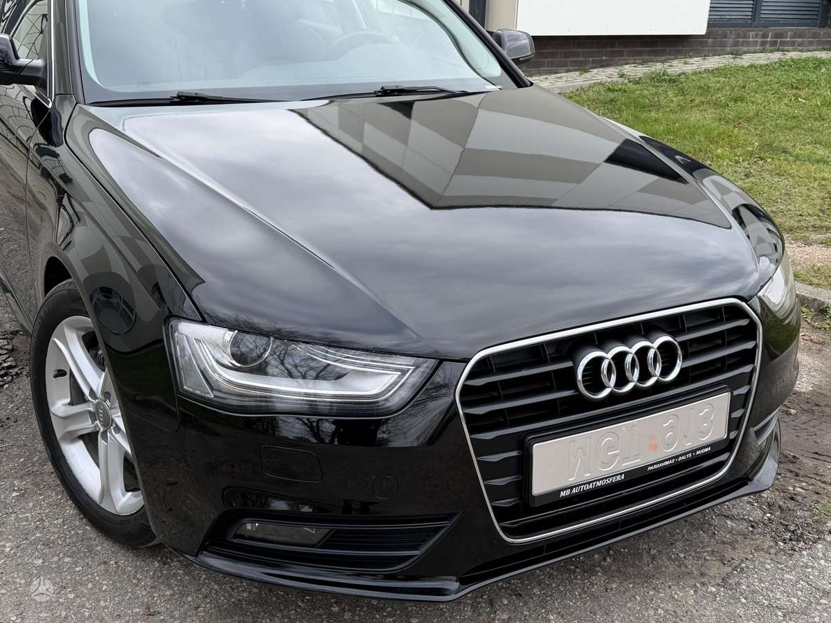 Audi A4 2012 — interior