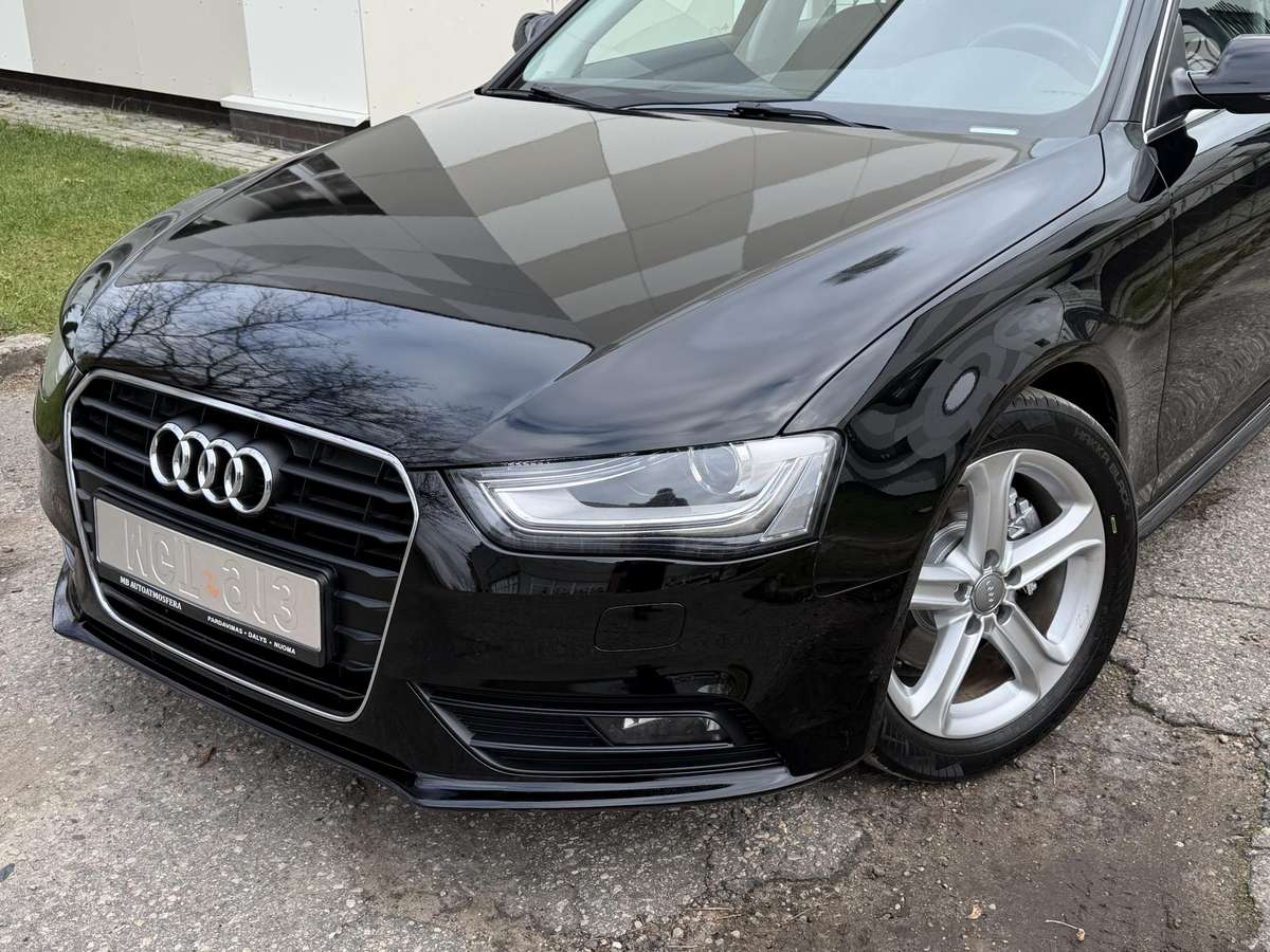 Audi A4 2012 — photo 6