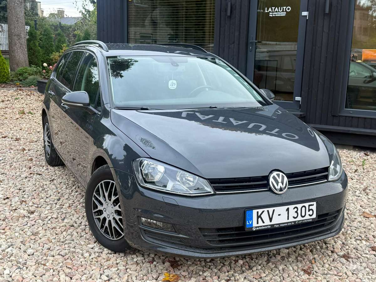 Volkswagen Golf 2014 — вигляд ззаду