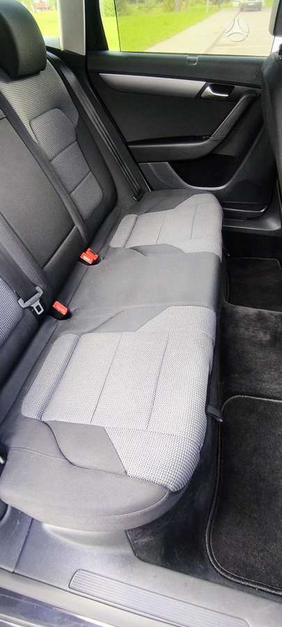 Volkswagen Passat 2012 — photo 15