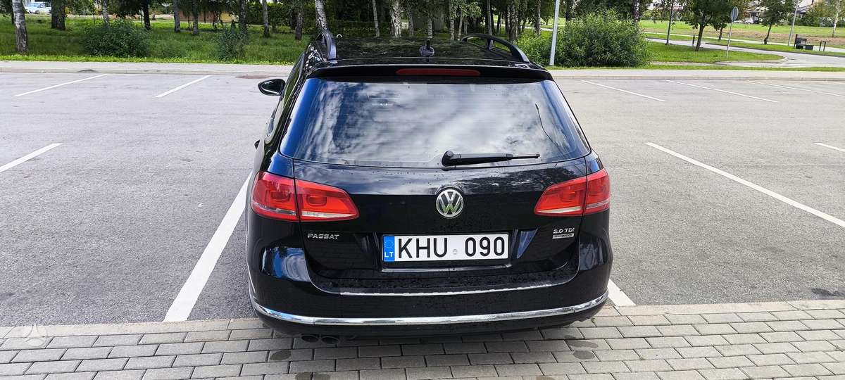 Volkswagen Passat 2012 — photo 6