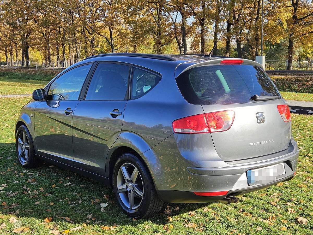 Seat Altea 2015 — салон