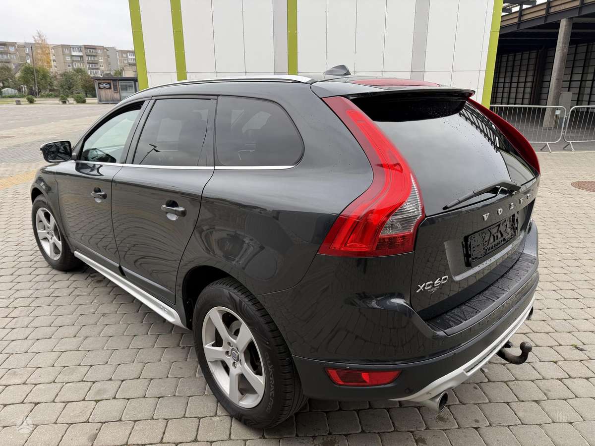 Volvo XC60 2013 — photo 12