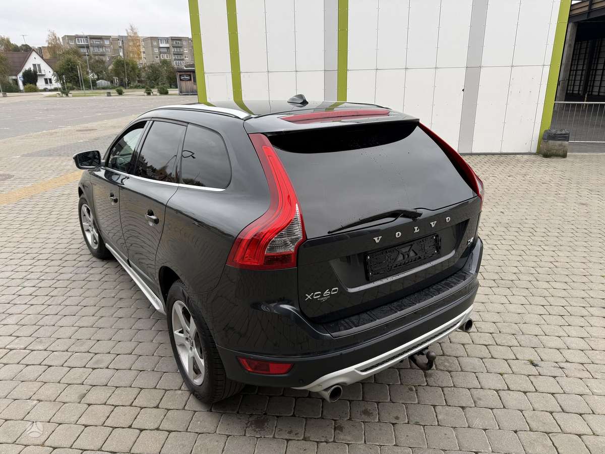Volvo XC60 2013 — photo 13