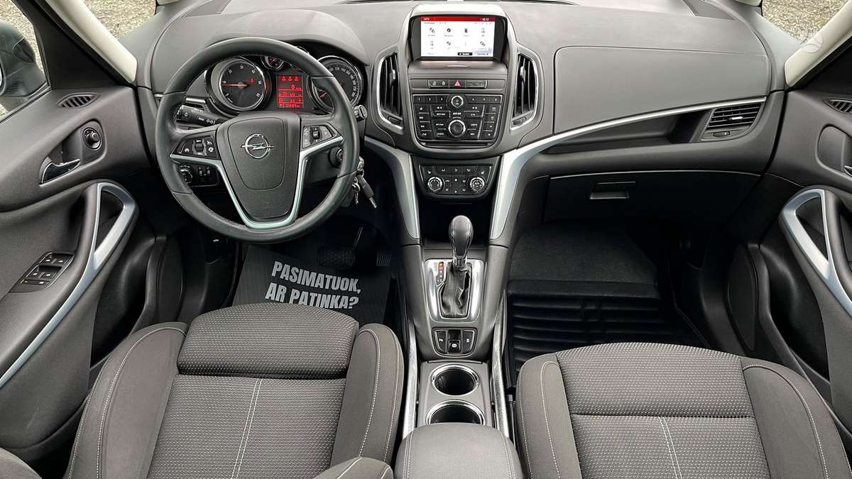 Opel Zafira 2015 — photo 12