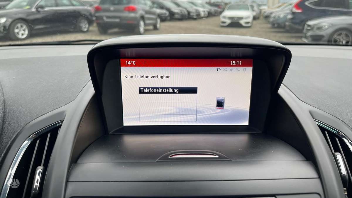 Opel Zafira 2015 — photo 14