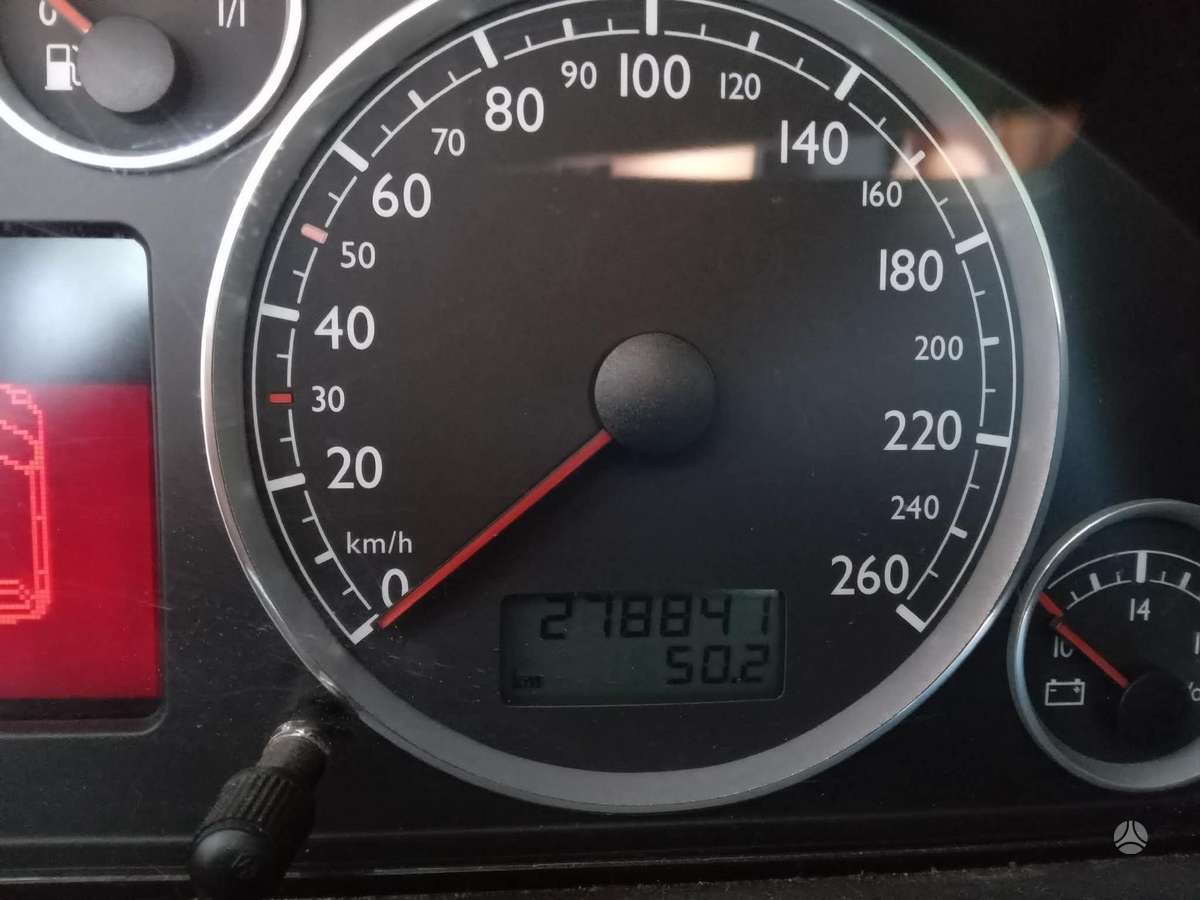 Seat Alhambra 2009 — photo 6