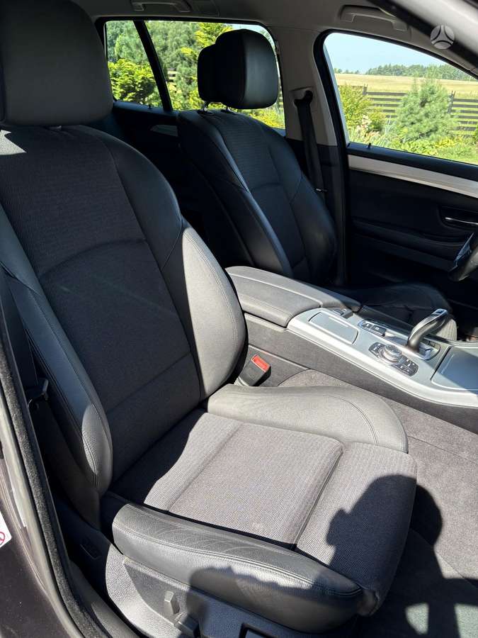 BMW 530 2011 — photo 10