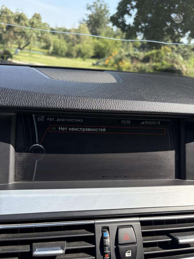BMW 530 2011 — photo 18