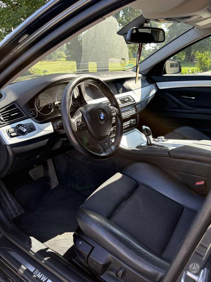 BMW 530 2011 — photo 7