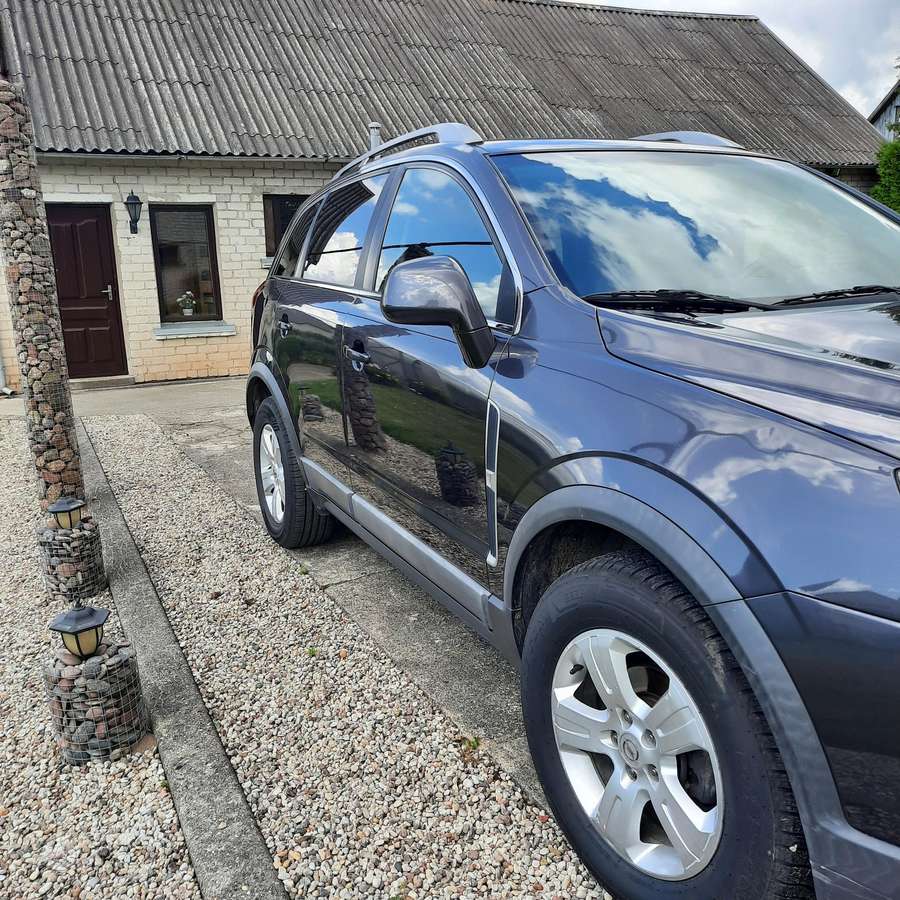 Opel Antara 2013 — interior