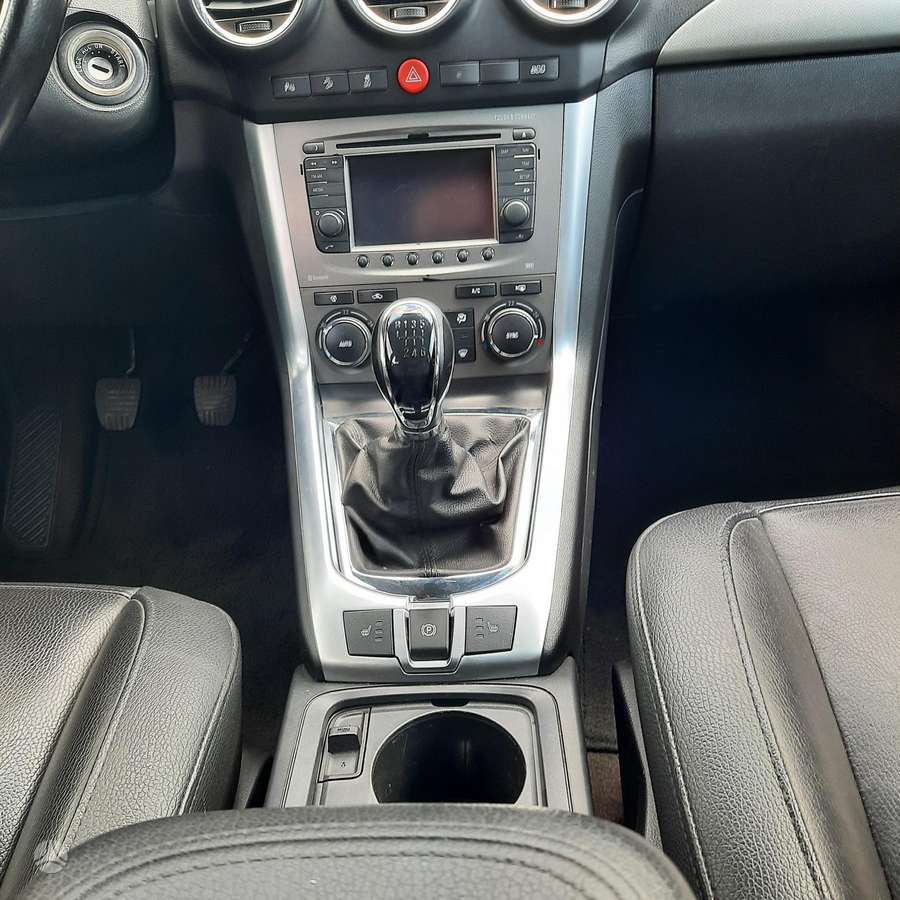 Opel Antara 2013 — photo 7