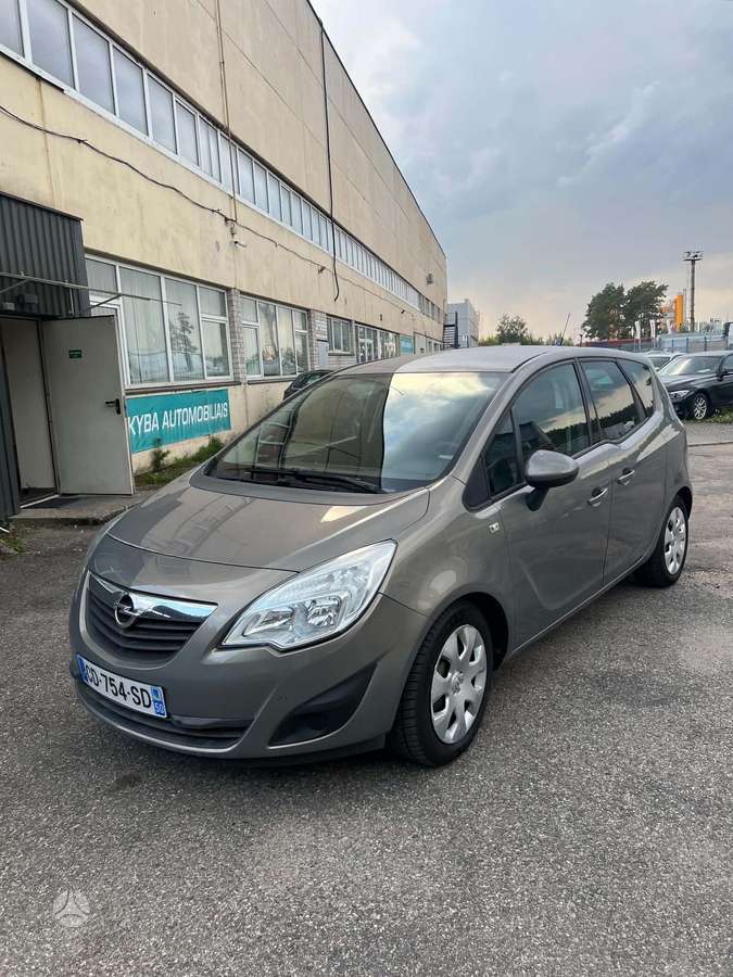 Opel Meriva 2012 — photo 5