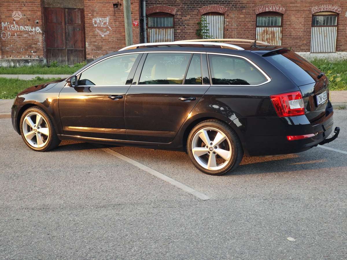 Skoda Octavia 2015 — engine 1968 cm³, 184 HP (135kW)
