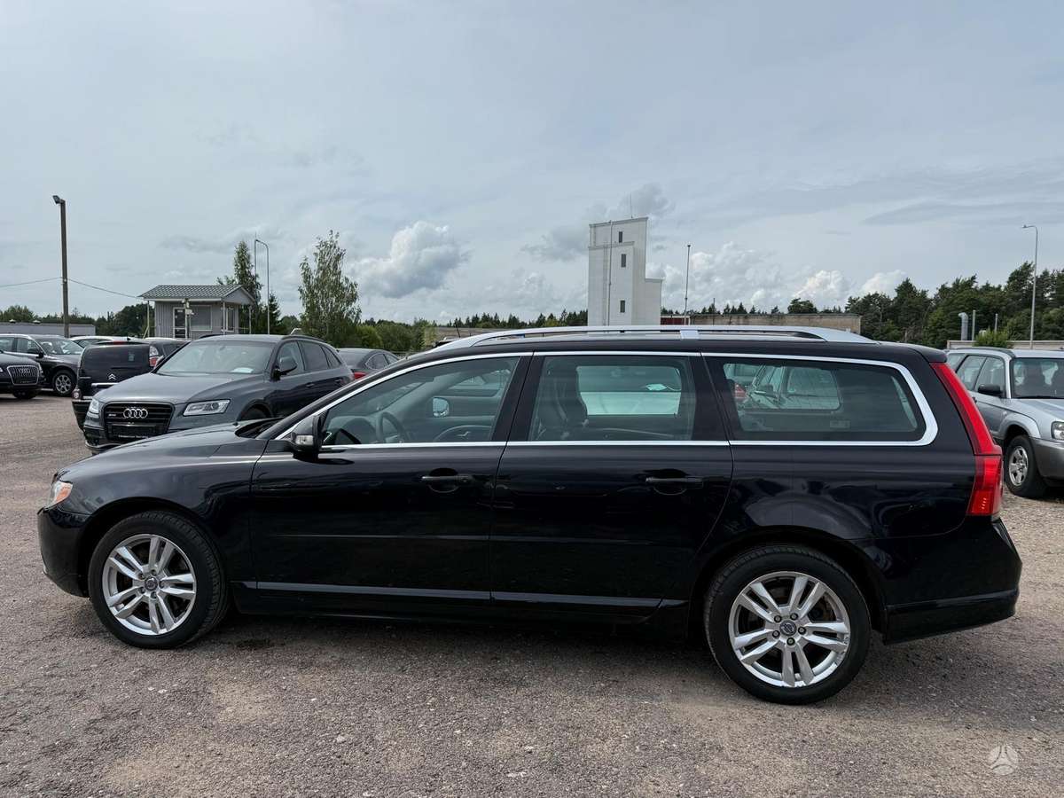 Volvo V70 2010 — двигун 1997 cm³, 163 HP (120kW)