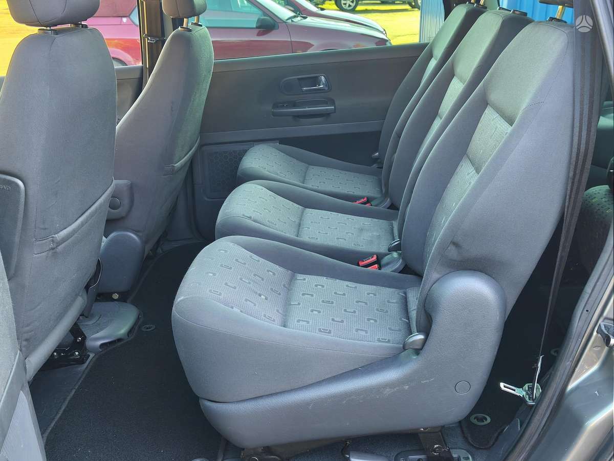 Volkswagen Sharan 2008 — photo 13