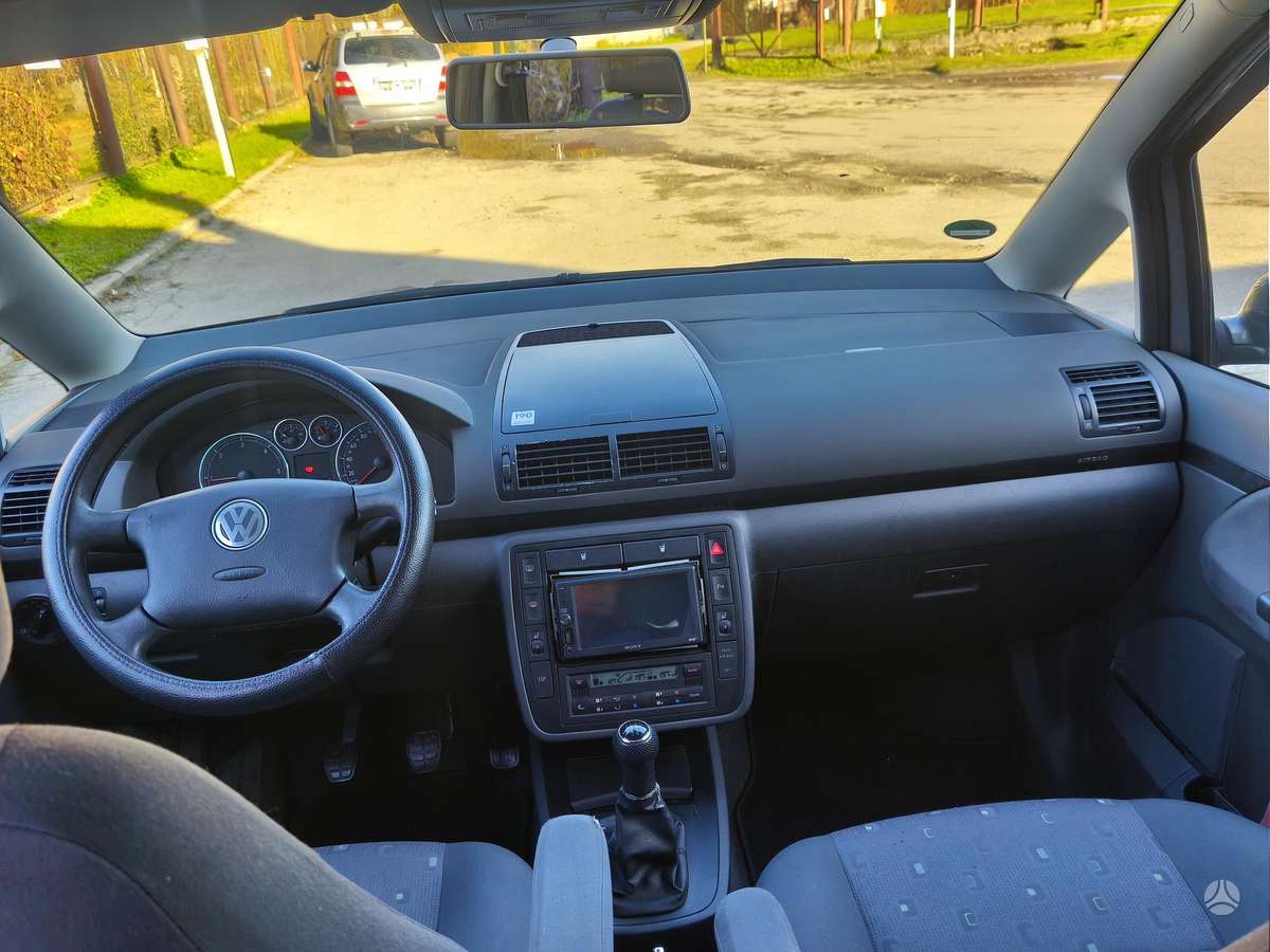 Volkswagen Sharan 2008 — photo 14
