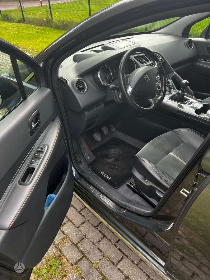 Peugeot 3008 2015 — photo 9