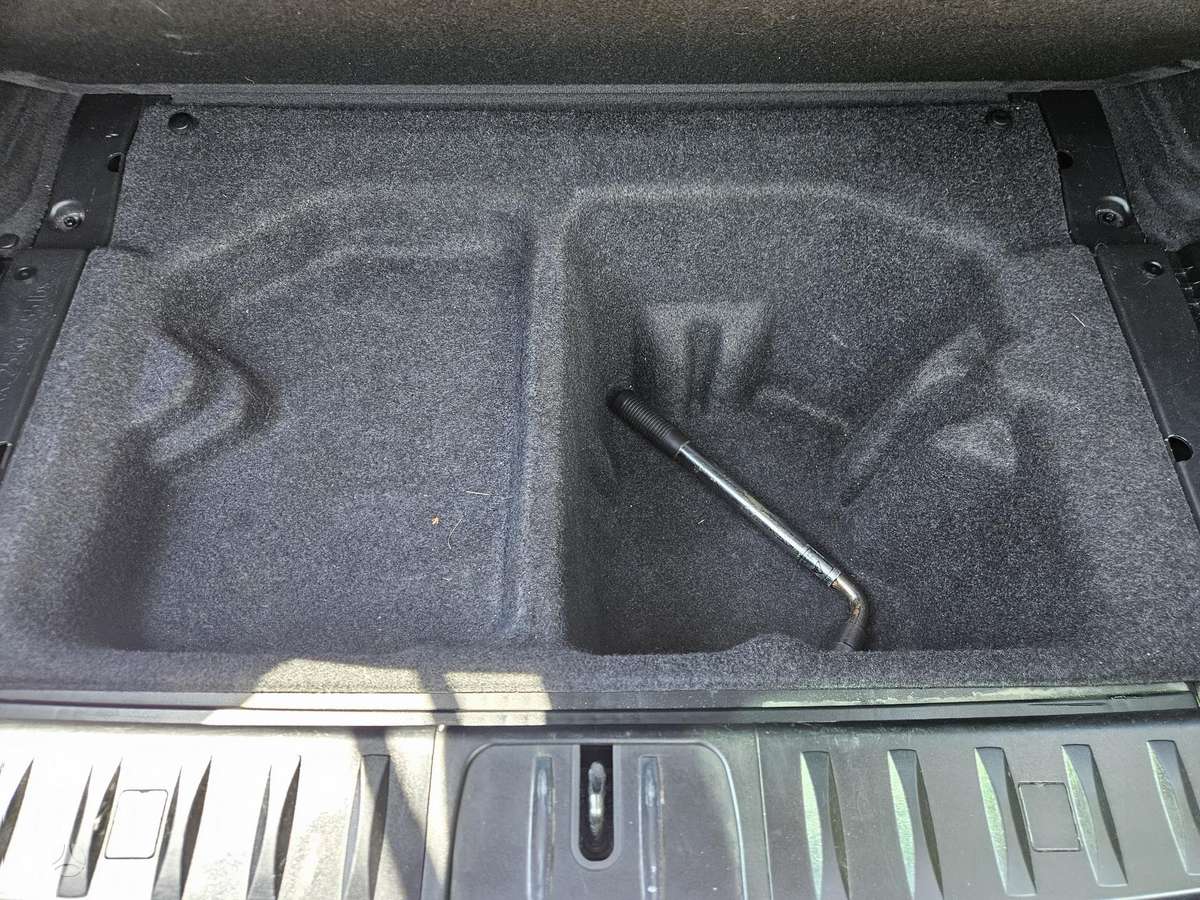 BMW 320 2012 — photo 14