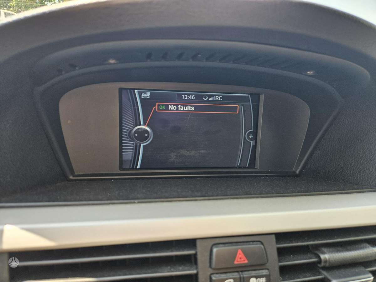 BMW 320 2012 — photo 16