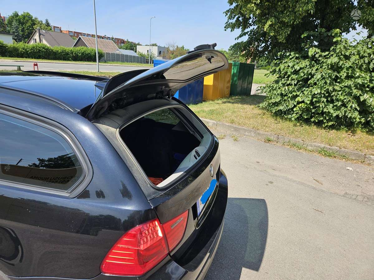 BMW 320 2012 — photo 5