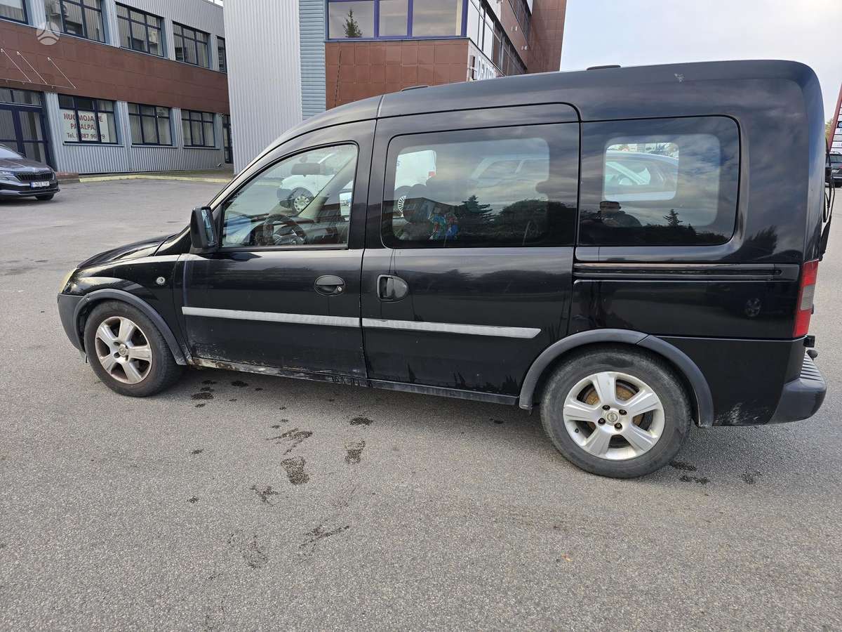Opel Combo 2004 — vehicle for AFU Ukraine