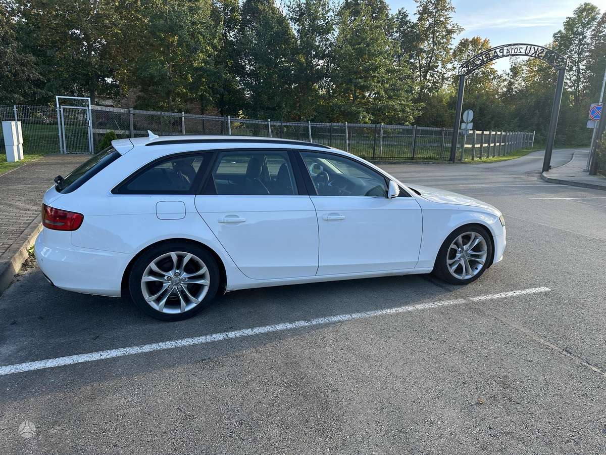 Audi A4 2009 — engine 2698 cm³, 190 HP (140kW)