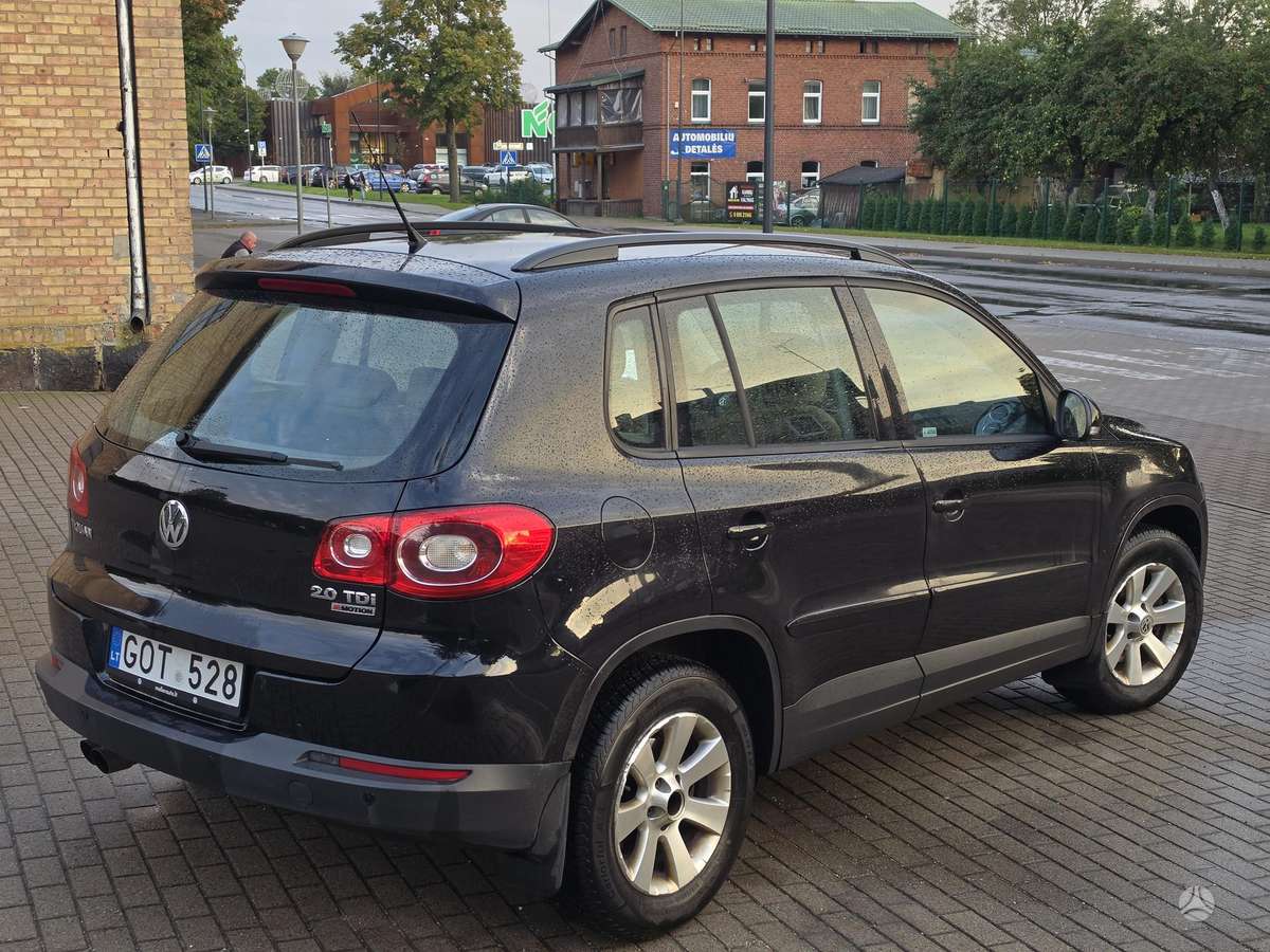 Volkswagen Tiguan 2009 — двигун 2000 cm³, 140 HP (103kW)