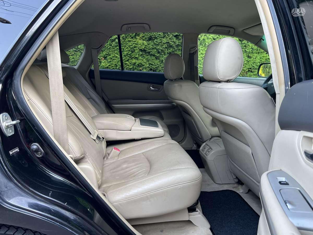 Lexus RX 2006 — photo 16