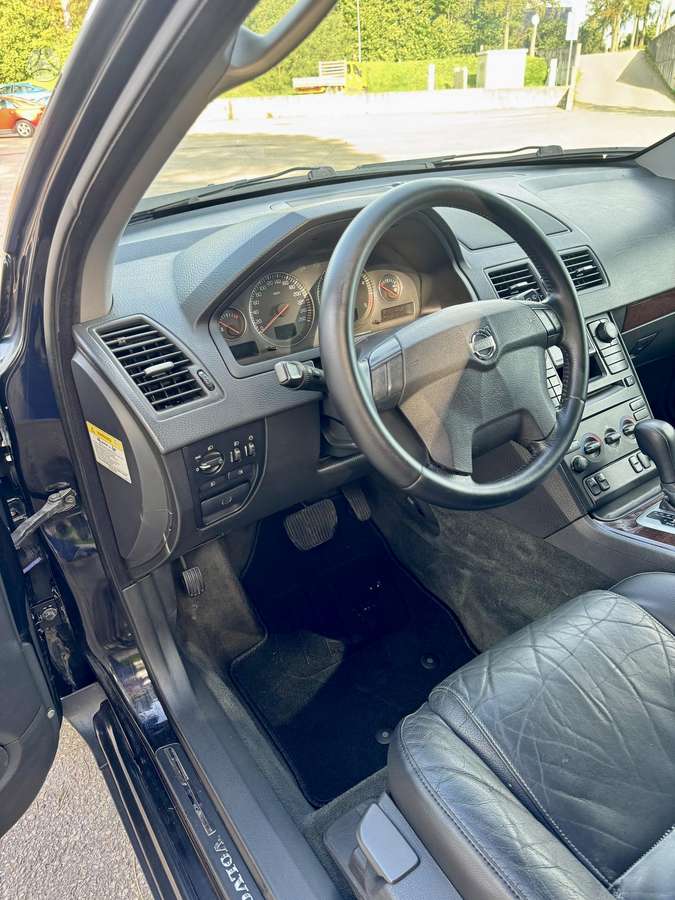 Volvo XC90 2005 — photo 6