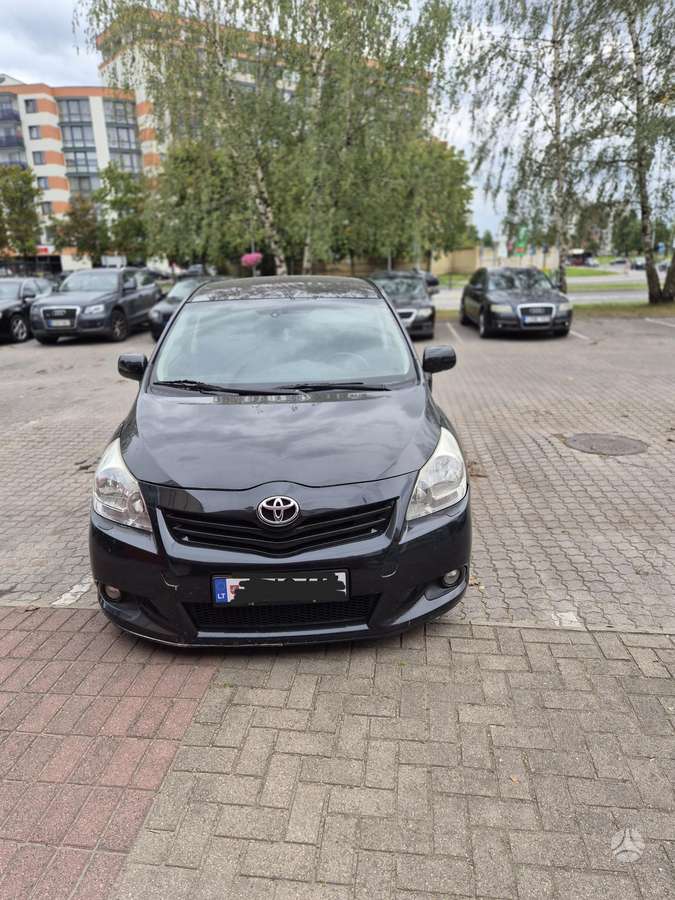 Toyota Corolla, 2009