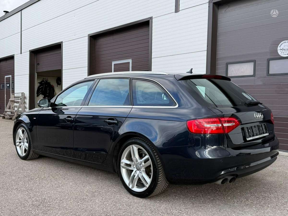 Audi A4 2014 — двигун 1968 cm³, 136 HP (100kW)