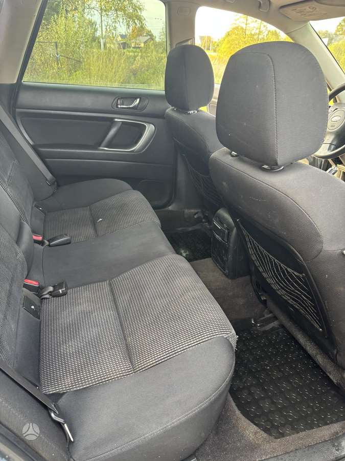 Subaru Outback 2004 — photo 12