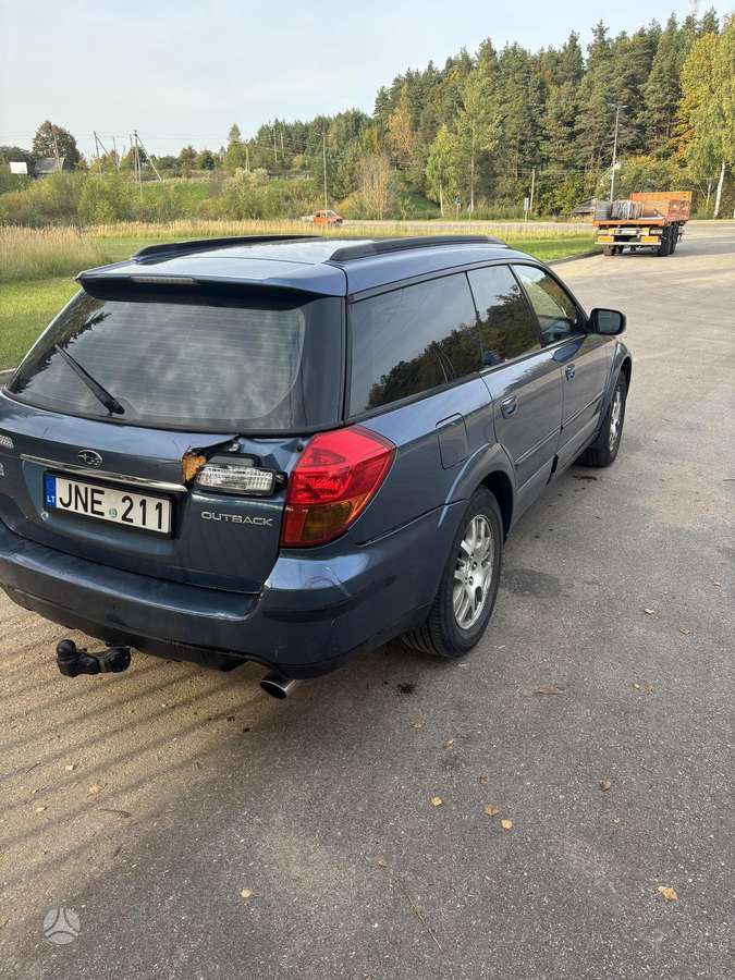 Subaru Outback 2004 — photo 6