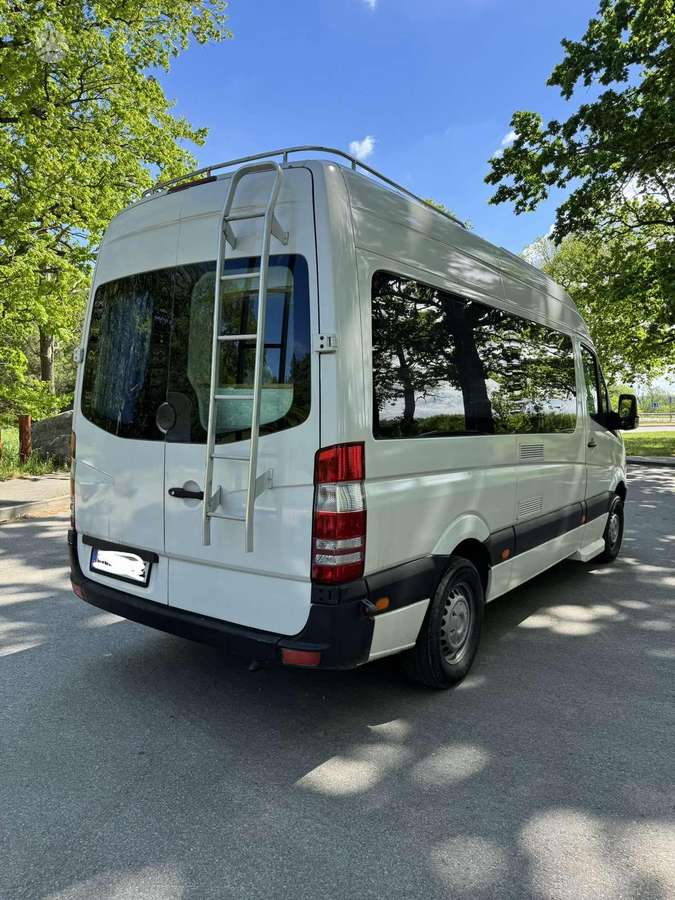 Mercedes-Benz Sprinter 2007 — салон