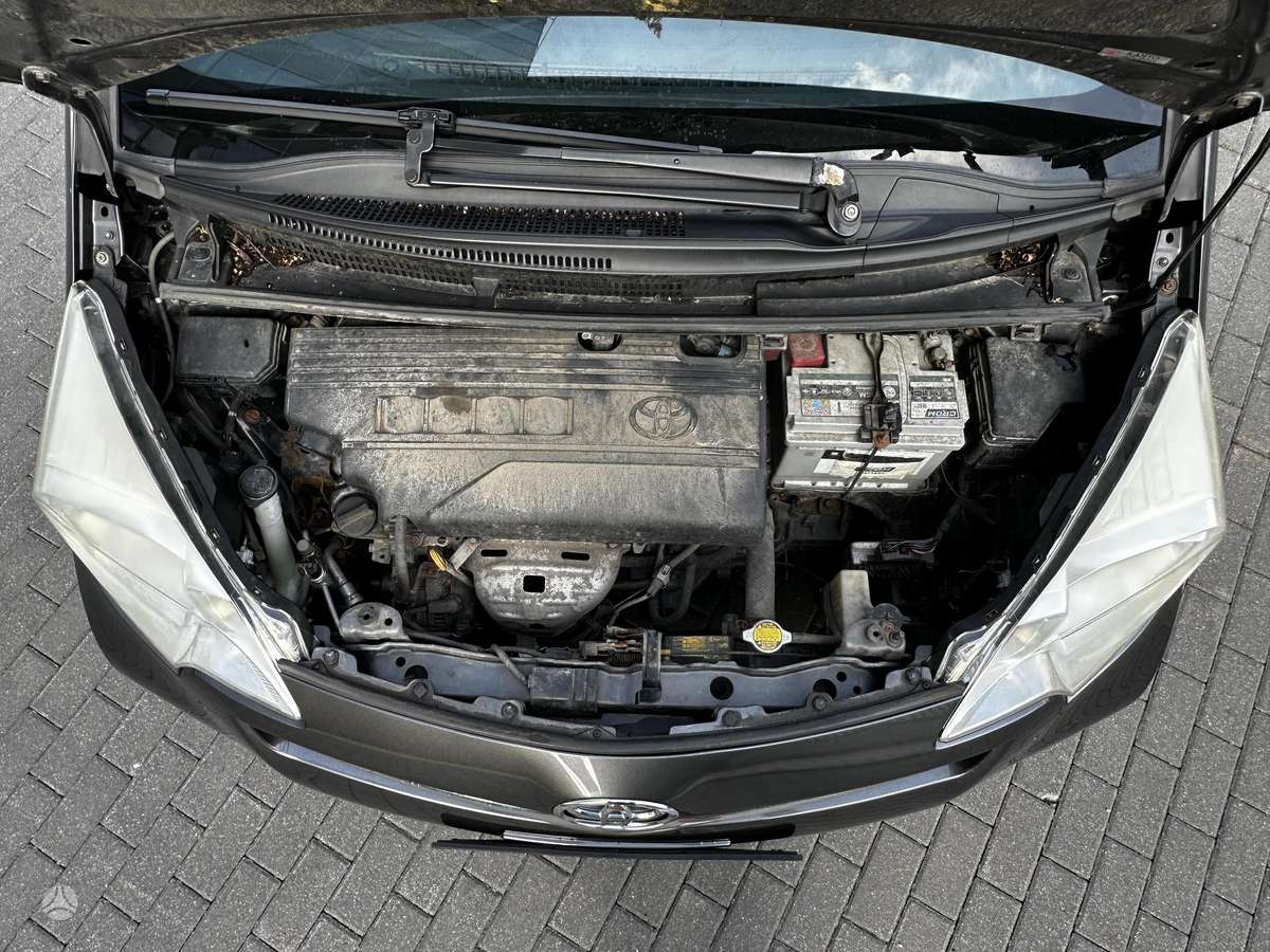 Toyota Verso-S 2012 — photo 25