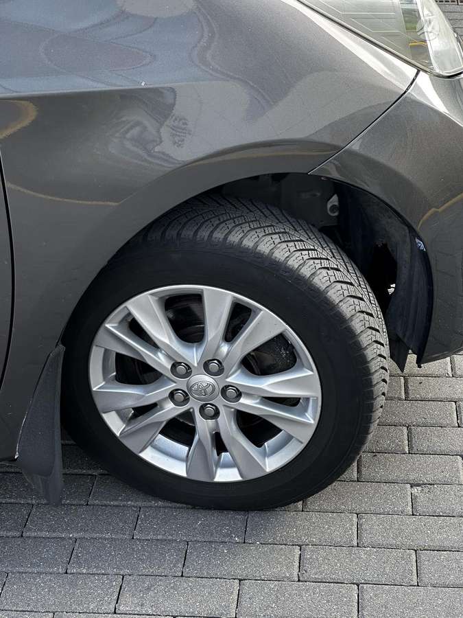 Toyota Verso-S 2012 — photo 27