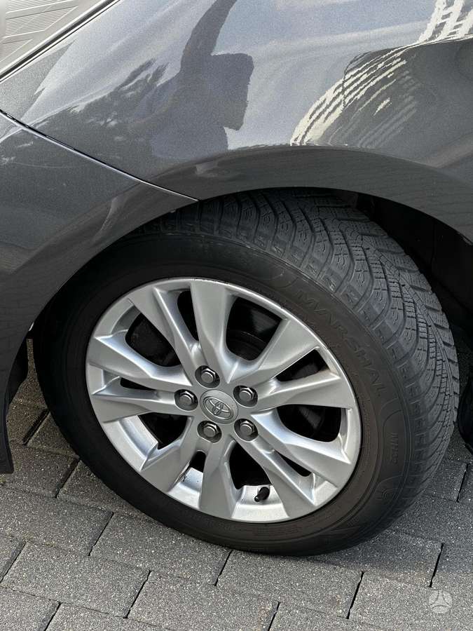 Toyota Verso-S 2012 — photo 28